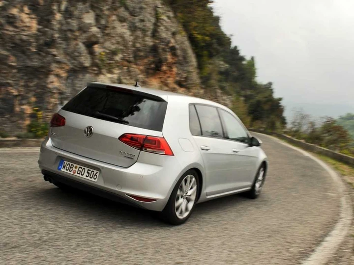 Volkswagen Golf 2.0 TDI: la prova su strada