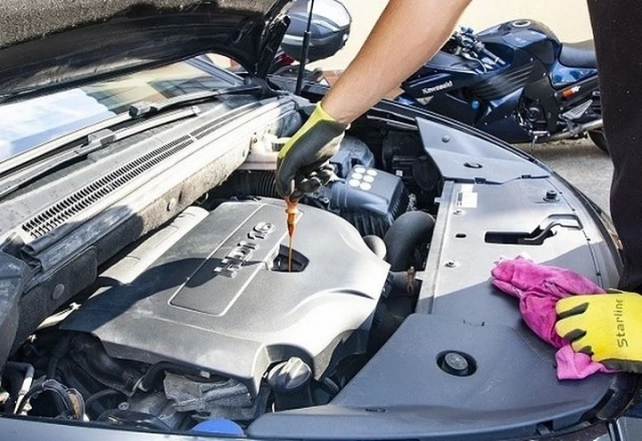Manutenzione auto in primavera: tutti i controlli da fare