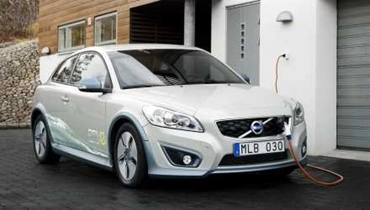 Al via i test per una Volvo C30 elettrica
