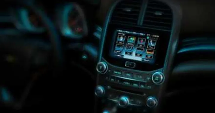 Chevrolet Malibu: un teaser mostra gli interni