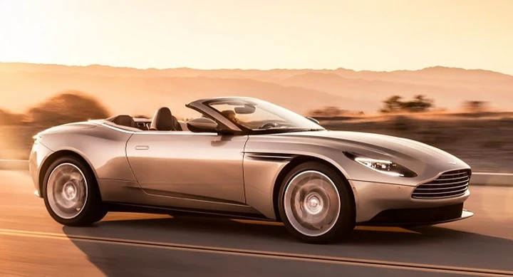 Aston Martin DB11 Volante: pronta al debutto