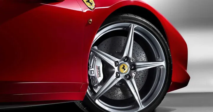 Ferrari: cerchi sempre più leggeri con Alcoa
