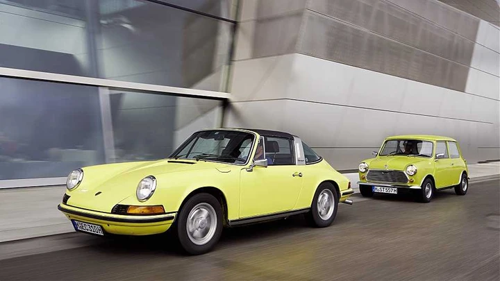 Mini festeggia la Porsche 911