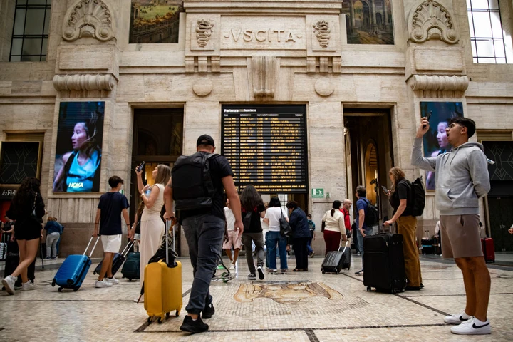Sciopero dei trasporti il 23-24 febbraio: treni e mezzi pubblici a rischio