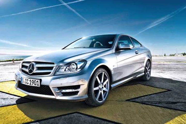 Mercedes Classe C Coupé: le prime immagini ufficiali