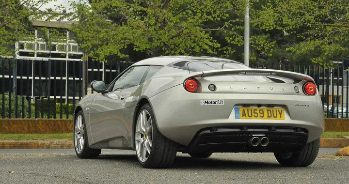 Lotus Evora