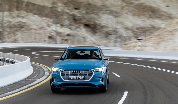 Audi e-tron: il SUV elettrico arriva in Italia