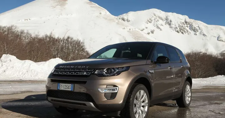 Land Rover Discovery Sport e Jaguar F-Type AWD: primo contatto