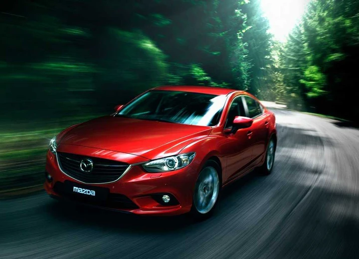 Nuova Mazda 6: migliorano consumi ed emissioni