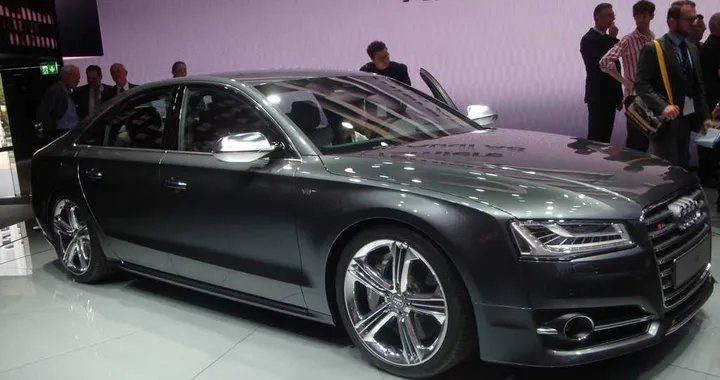 Audi A8 2014: anteprima al Salone di Francoforte