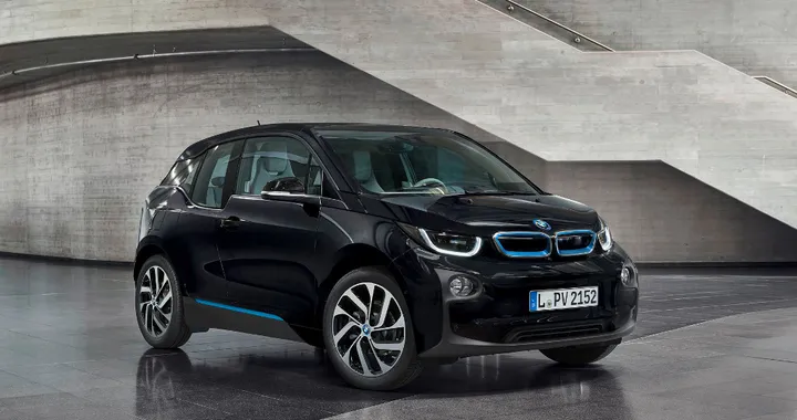 Bmw punta a 100000 elettriche e ibride nel 2018