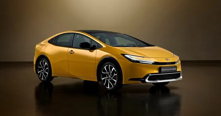 Toyota Prius 2023: ecco la quinta generazione