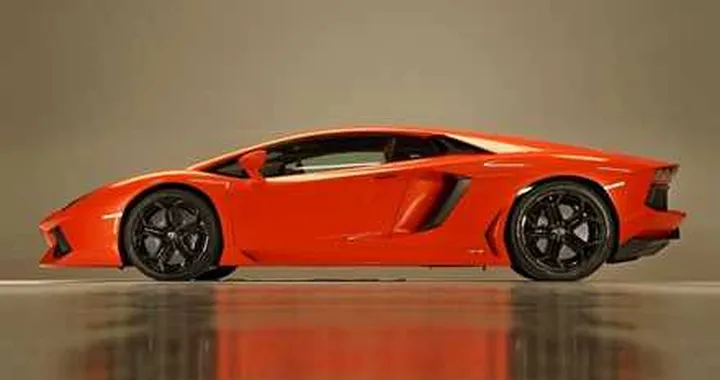 Lamborghini Aventador, non è più un segreto