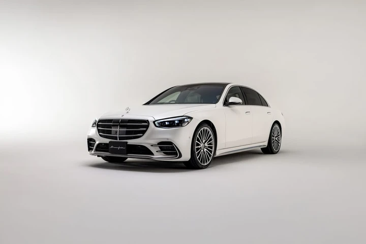 Mercedes Classe S 2025: un maggiordomo di lusso su quattro ruote