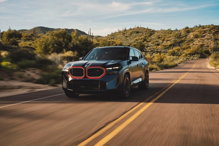 BMW XM Label Red: immagini ufficiali