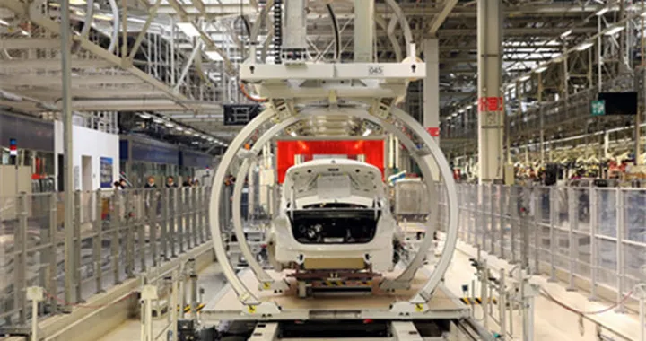 Bmw: maxi investimento nella joint venture cinese