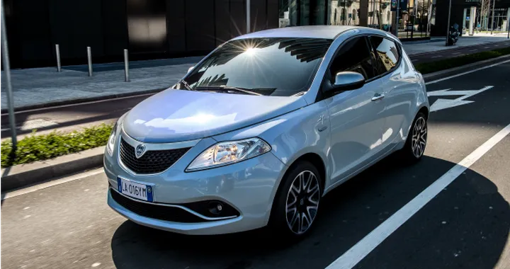 Lancia Ypsilon Mya: prezzo da 11.200 euro