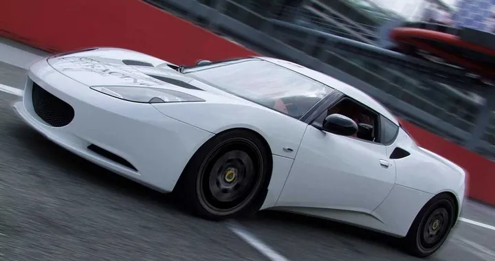 Lotus Evora S by PB Racing: granturismo d’autore