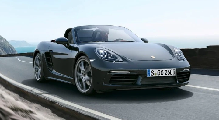 Nuove Porsche 718 Boxster e Boxster S