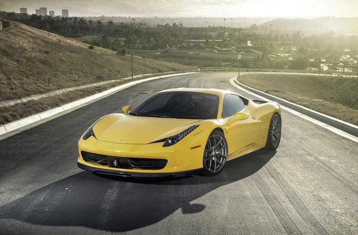 Ferrari 458 Italia by Vorsteiner