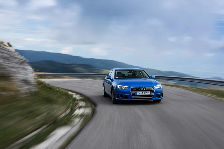 Audi A4 2016: nuove immagini ufficiali