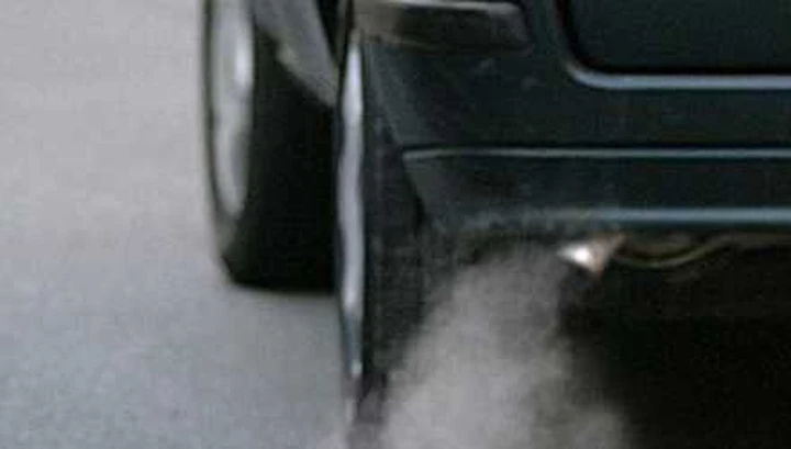 Appena 4 auto su 100 in Italia sono ecologiche