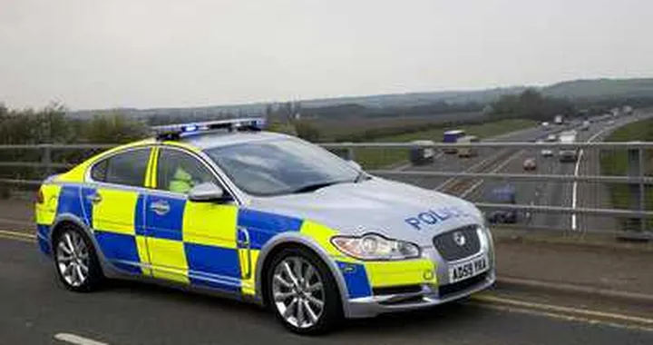 Jaguar XF per la polizia stradale inglese