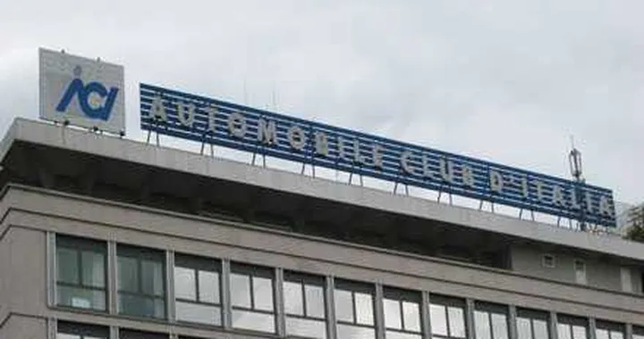 Via il bollo auto nel Lazio. Ma forse è solo una promessa... politica