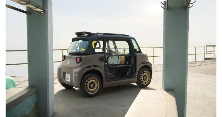 Citroën presenta la nuova Ami, anche in versione Buggy