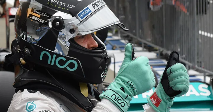 Formula 1: pole position di Rosberg sotto la pioggia ad Austin