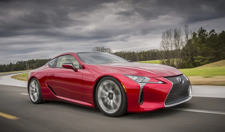 Lexus LC 500 Hybrid: il lato ecosostenibile della sportività