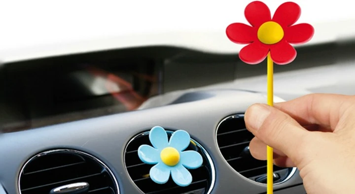 Come costruire un deodorante per auto