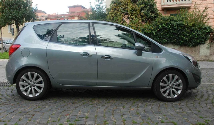 Test Drive Opel Meriva 1.4 Cosmo 140 CV