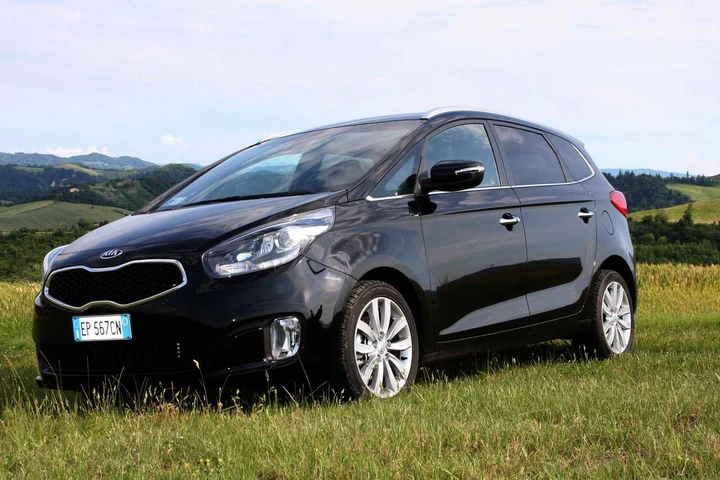 Kia Carens, la prova su strada