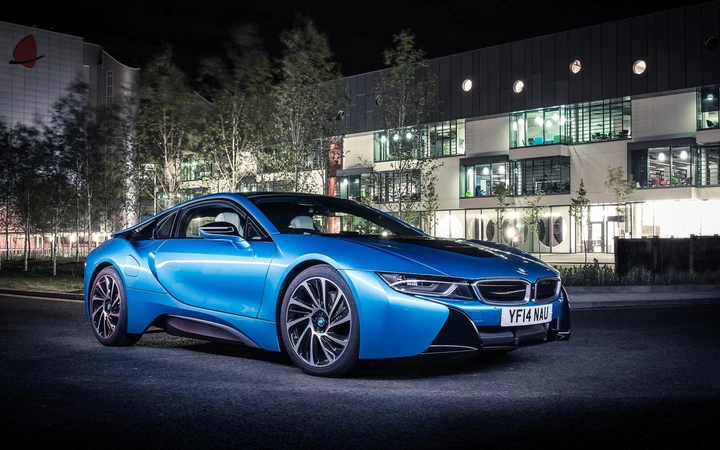BMW i8 2015: le immagini ufficiali