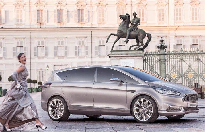 Ford S-Max Vignale Concept al Salone del Mobile