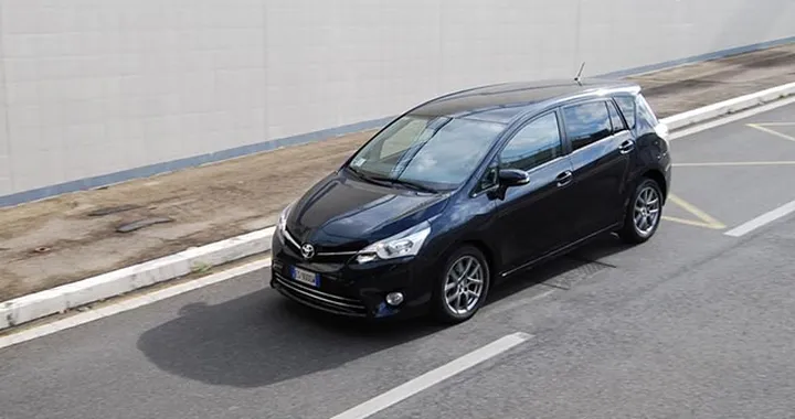 Toyota Verso 2.0 D-4D: la prova su strada