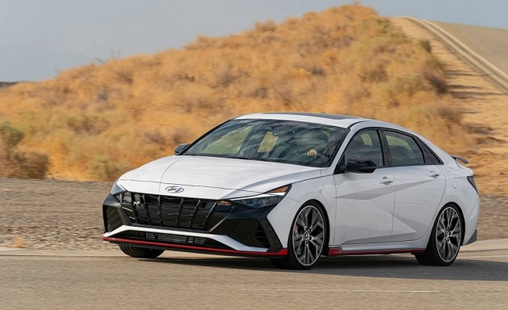 Hyundai Elantra N: novità e prestazioni