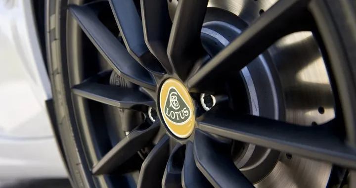 Lotus: due nuove sportive e l’inedito SUV entro il 2022
