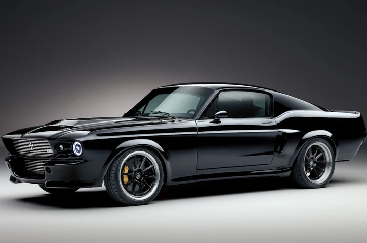Charge Mustang, coupé elettrica da 536 CV: immagini ufficiali