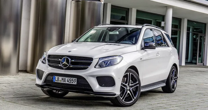 Mercedes GLE 450 AMG 4Matic: foto e dati ufficiali