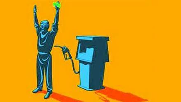 Esodo di Pasqua in arrivo e il carburante sale