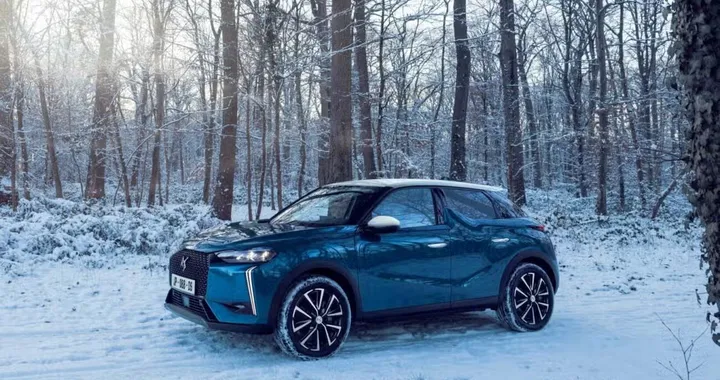 DS 3 Pallas Cristal, l’inverno diventa premium tra hybrid ed elettrico