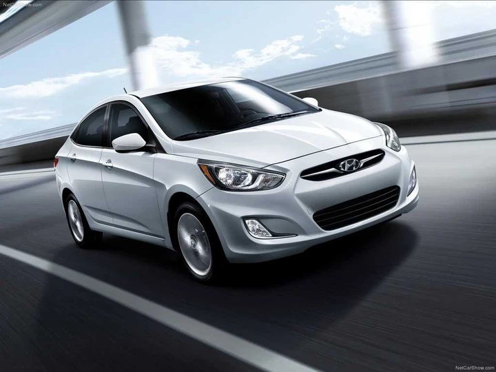Hyundai Accent 2012