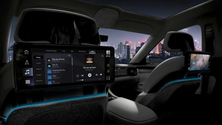 Stellantis e Amazon interrompono la collaborazione per SmartCockpit
