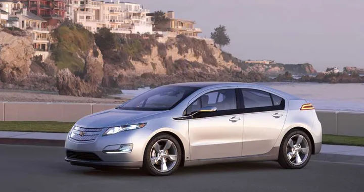 General Electric ordina 25.000 auto elettriche