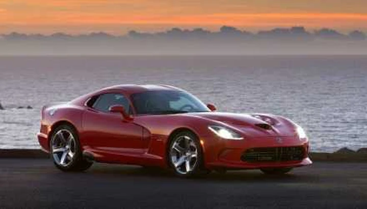 SRT Viper 2013: nuove foto ufficiali