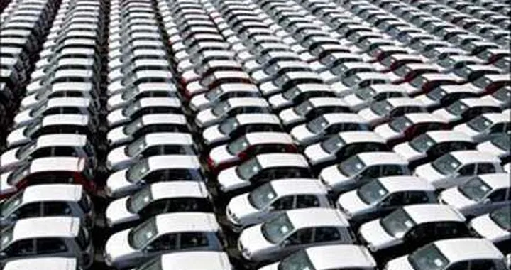 Cina e India: nel 2011 le vendite caleranno