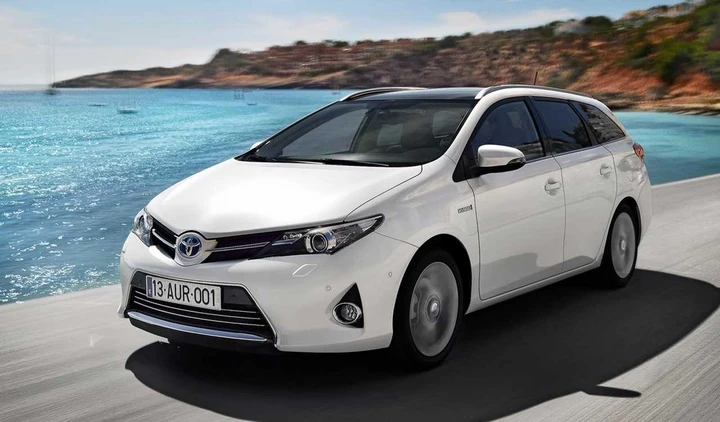 Nuova Toyota Auris Touring Sports