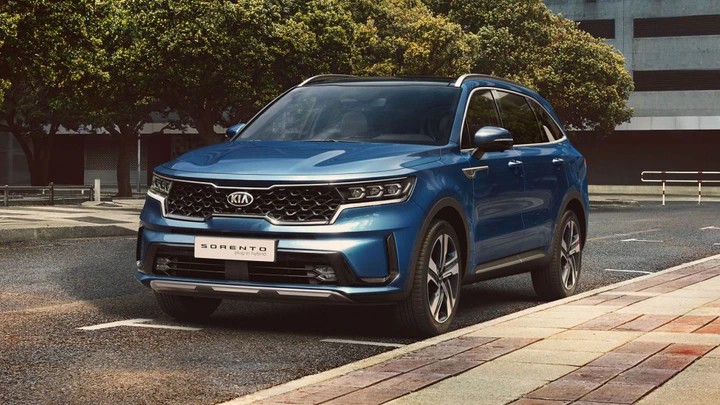 Kia Sorento ibrida plug-in: immagini ufficiali